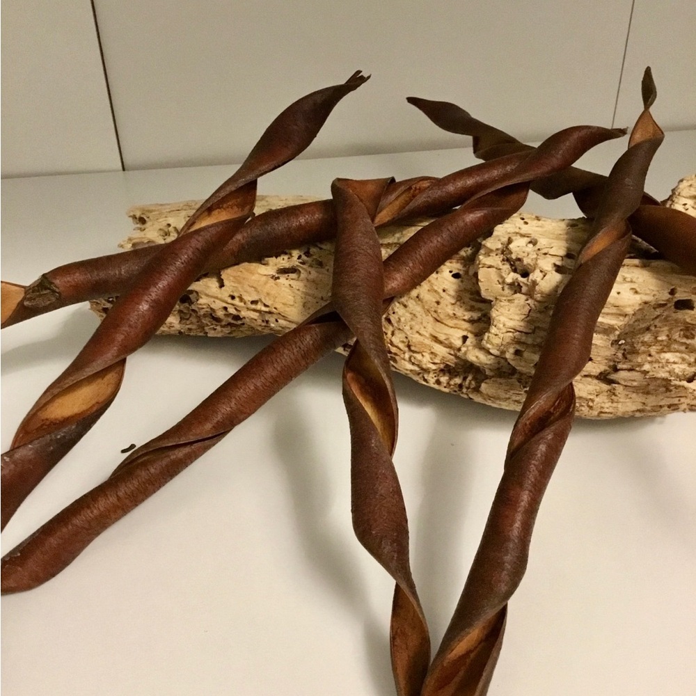 24 Natural Brown Twisted Wood Pieces